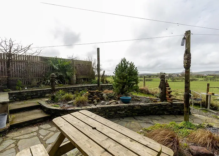 High Trees Byre - Two Bed Cottage With Log Burner & Incredible Views